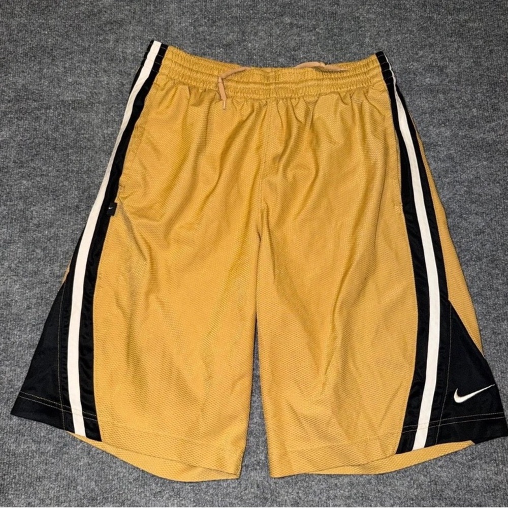 Nike Men's Yellow Athletic Basketball Shorts with Black Side Panels - Picture 5 of 5